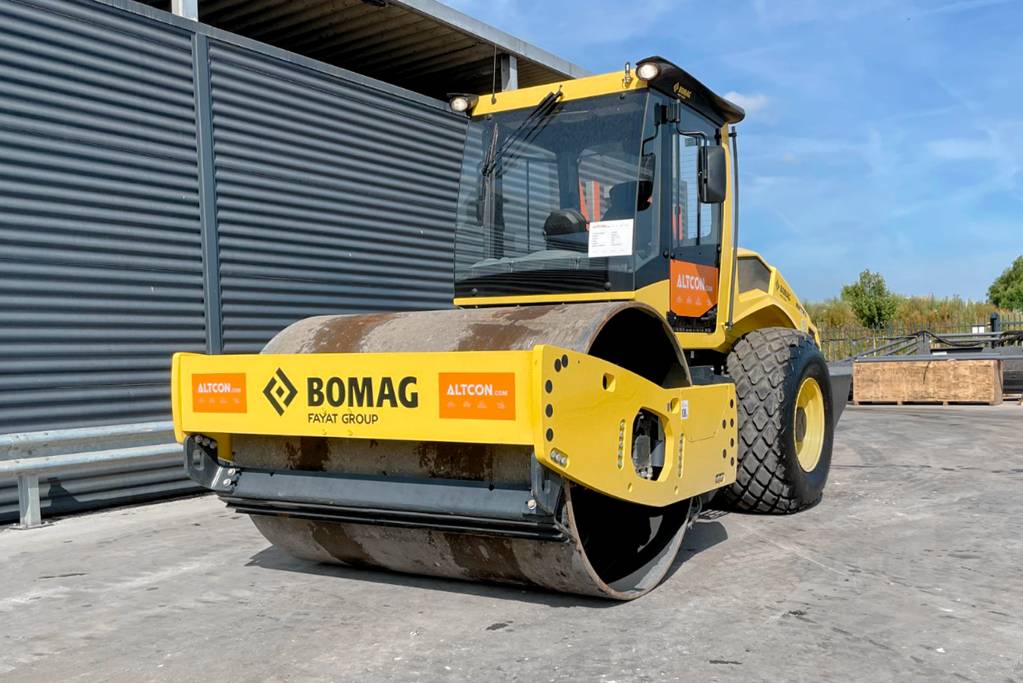 Bomag BW 213 D-5