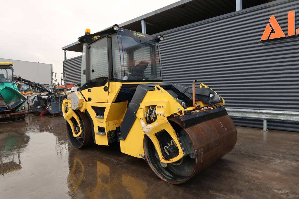 Bomag BW 154 AD-5