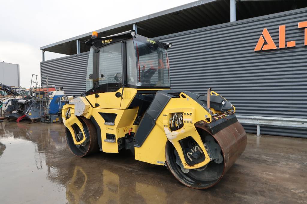 Bomag BW 154 AD-5