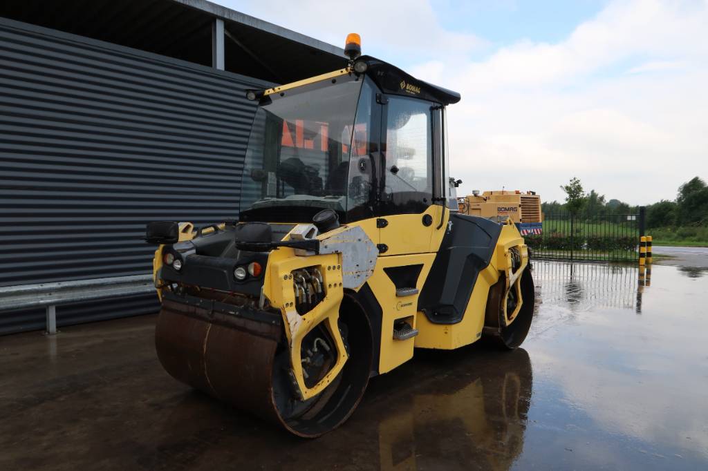 Bomag BW 154 AD-5