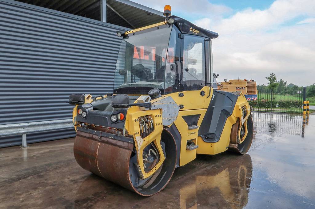 Bomag BW 154 AD-5