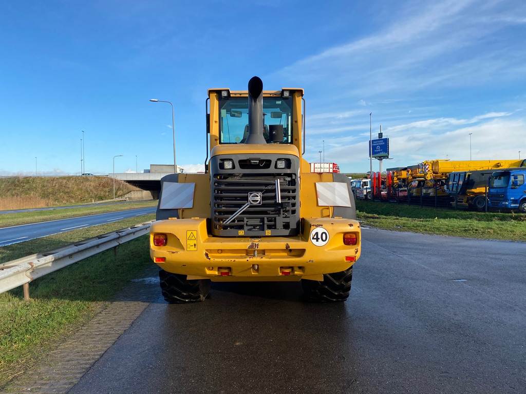 Volvo L120F