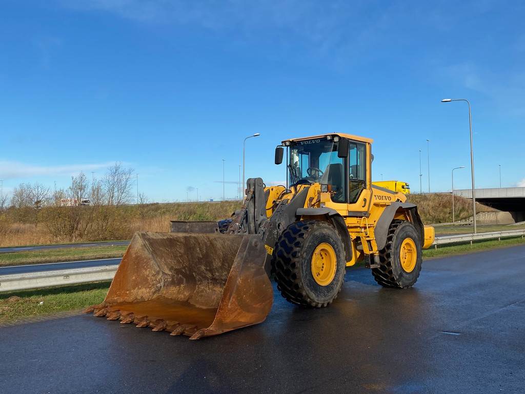 Volvo L120F