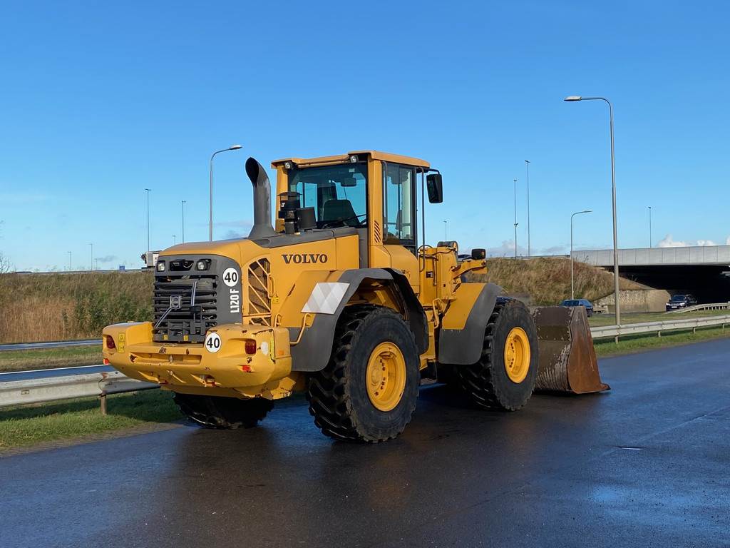 Volvo L120F