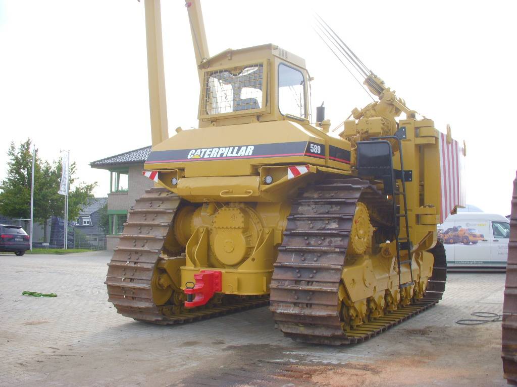 CAT 589 105 t Hubkraft 8x PIPELAYER MIETE / RENTAL