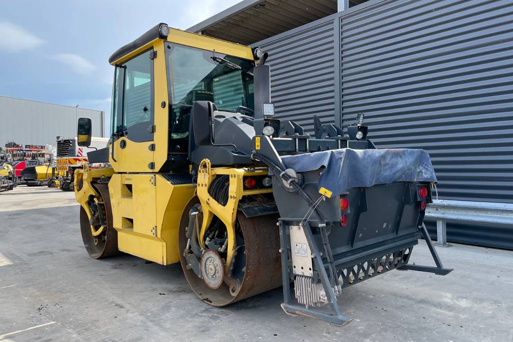 Bomag BW 154 AP-4V AM