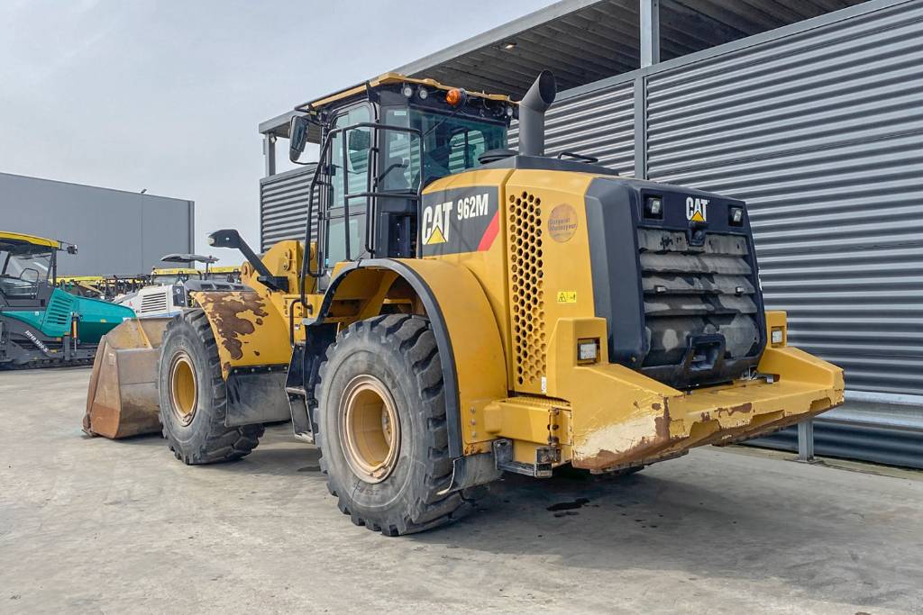 CAT 962M