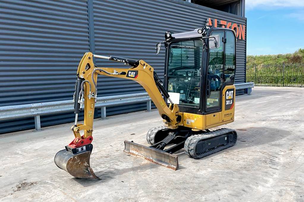 CAT 301.6-05 A