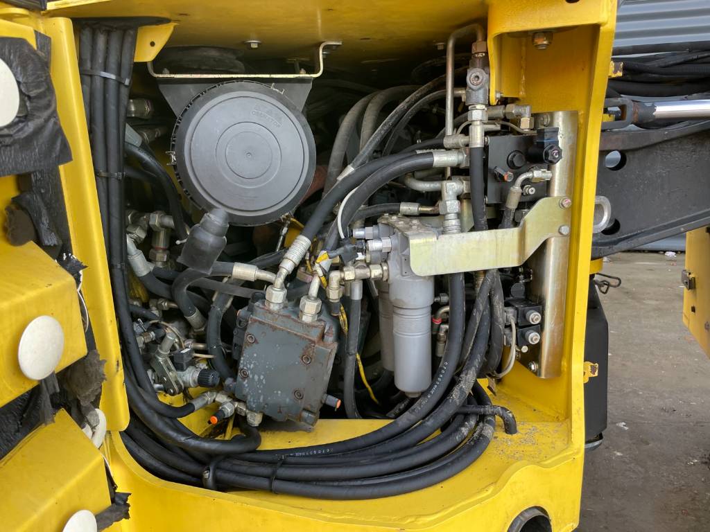 Bomag BW 161 AD-4