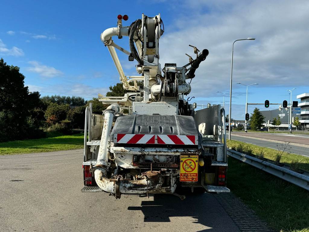 Mercedes-Benz Actros 2632 6x4 with Putzmeister BSF 24-4 11 24m c