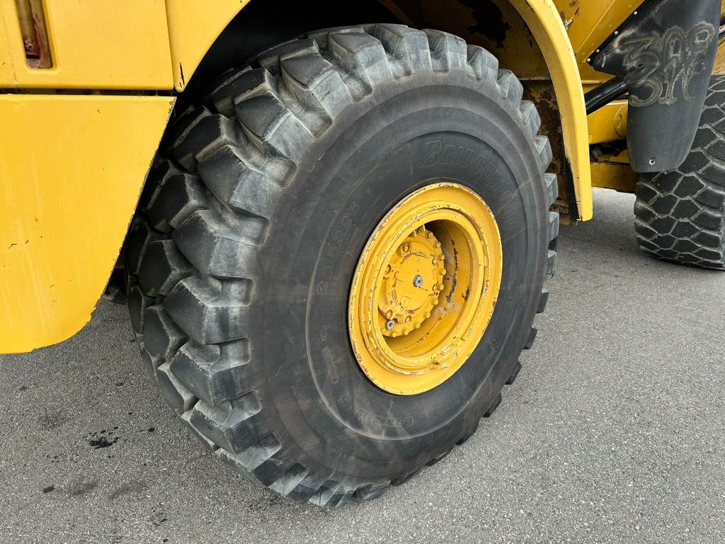 CAT 740B