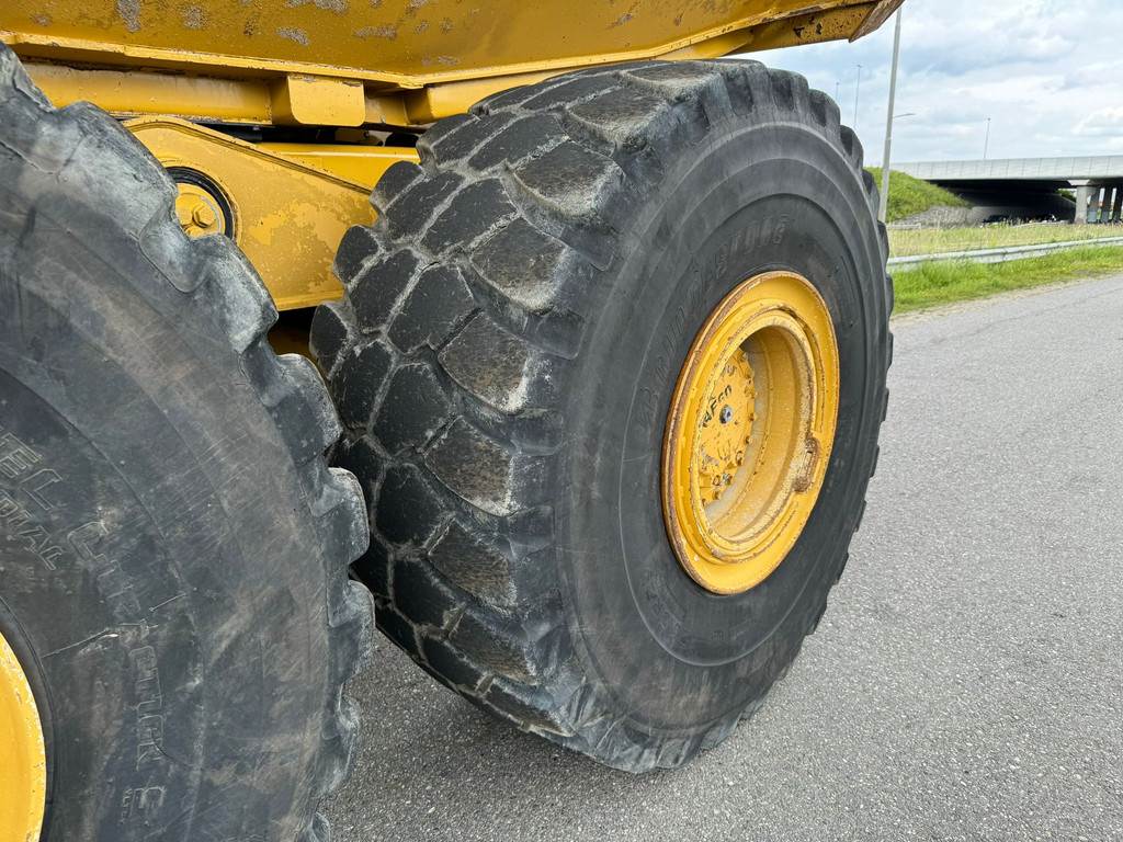 CAT 740B