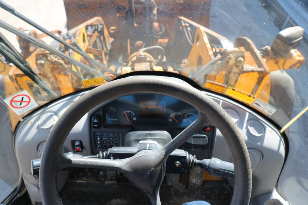 Volvo L120G