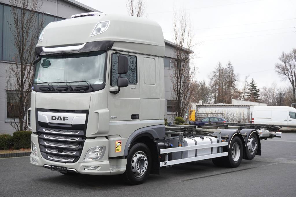 DAF XF 480 E6 6x2 BDF / standard / 2020