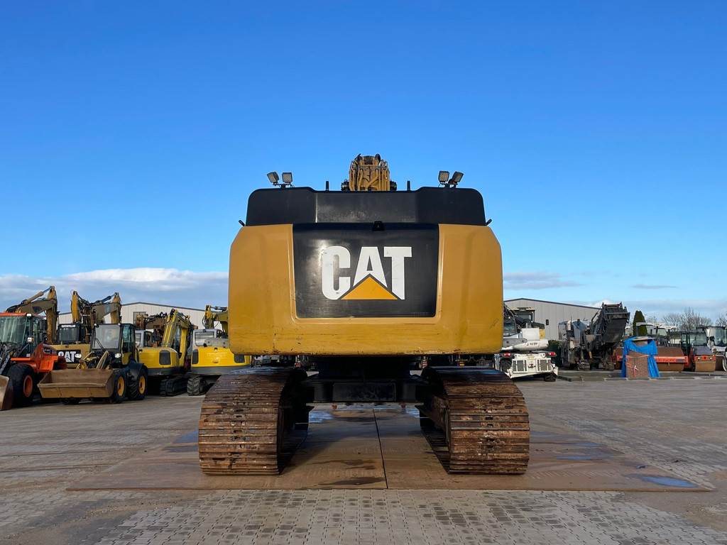 CAT 352F / CE /quick coupler