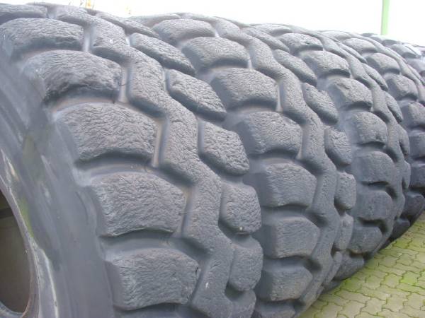 Goodyear (11-14) 29.5R25 L5 Felsbereifung 250 %