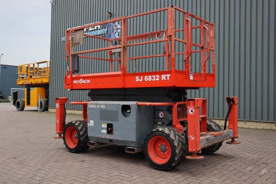 SkyJack SJ6832 Diesel, 4x4 Drive, 11.6m Working Height, 45