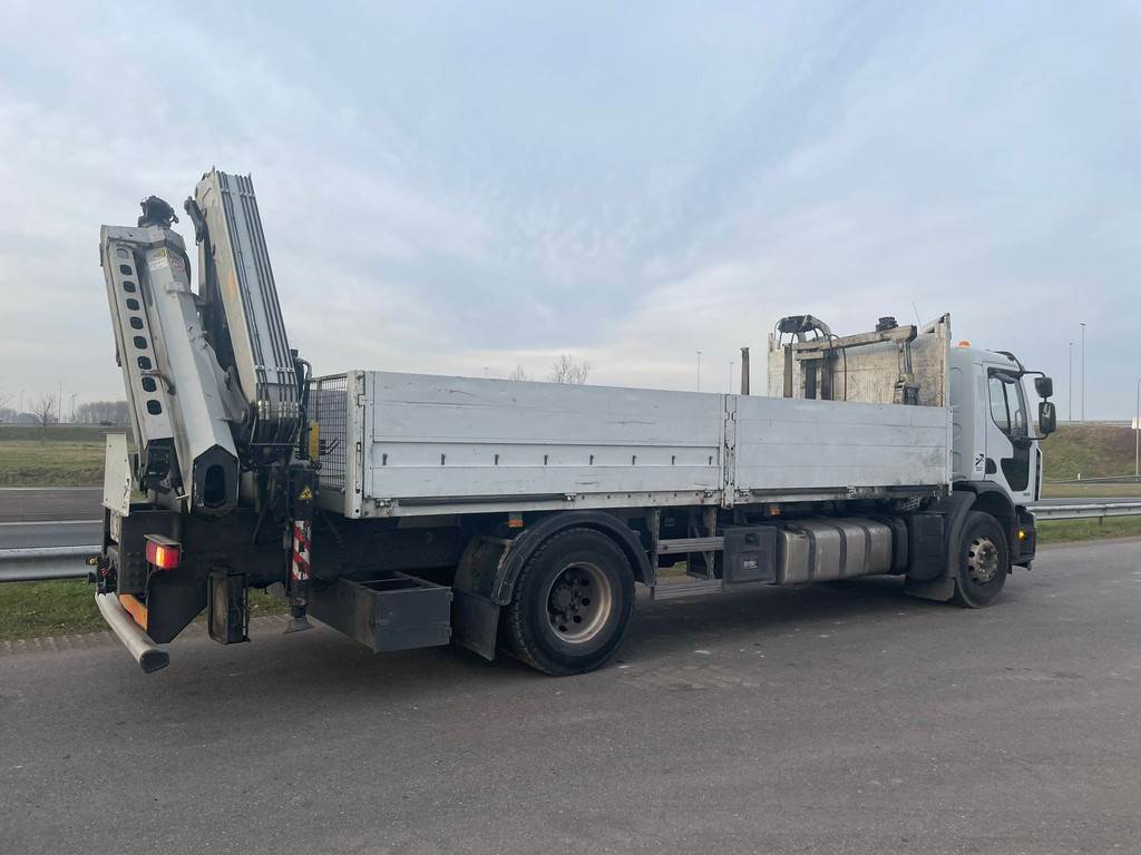 Renault Premium Lander 380.19 4x2 with Fassi F165