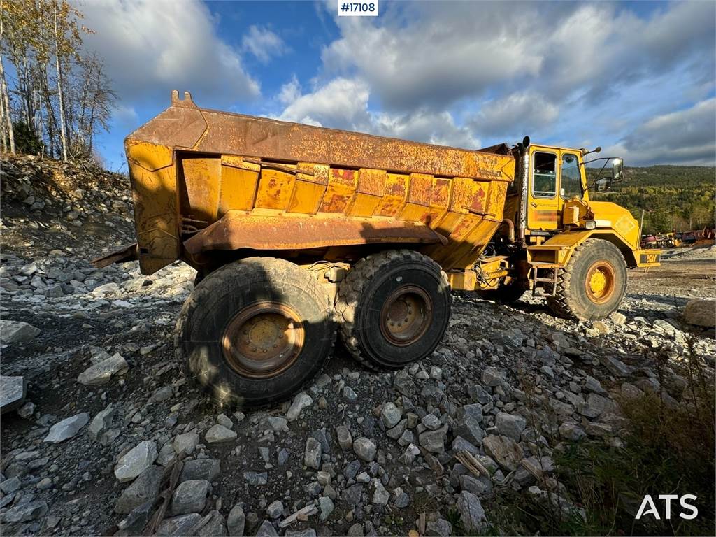 Moxy 6225S Dump Truck