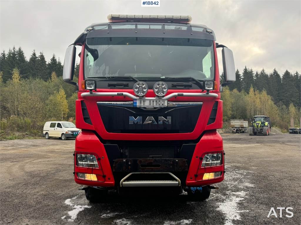 MAN TGX 26.560 6x4 plow rigged tipper WATCH VIDEO