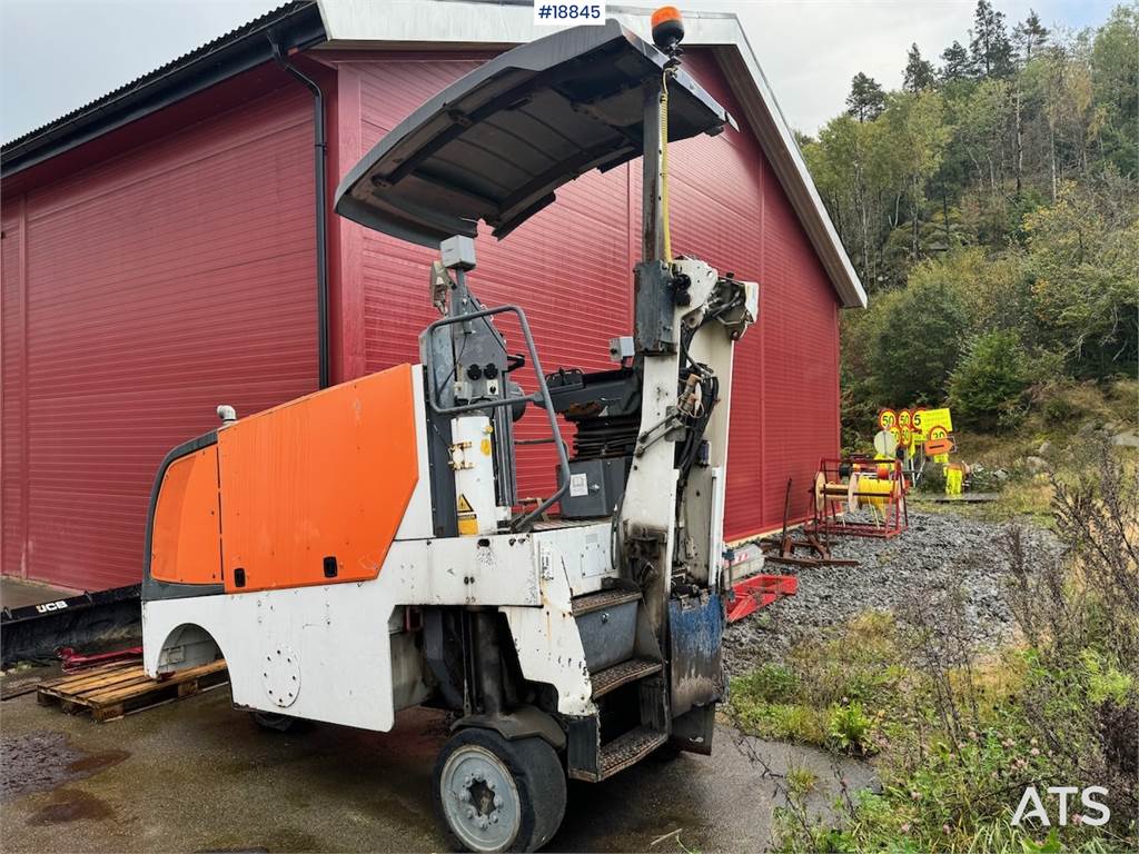 Wirtgen W 50 DC Asphalt Mill.