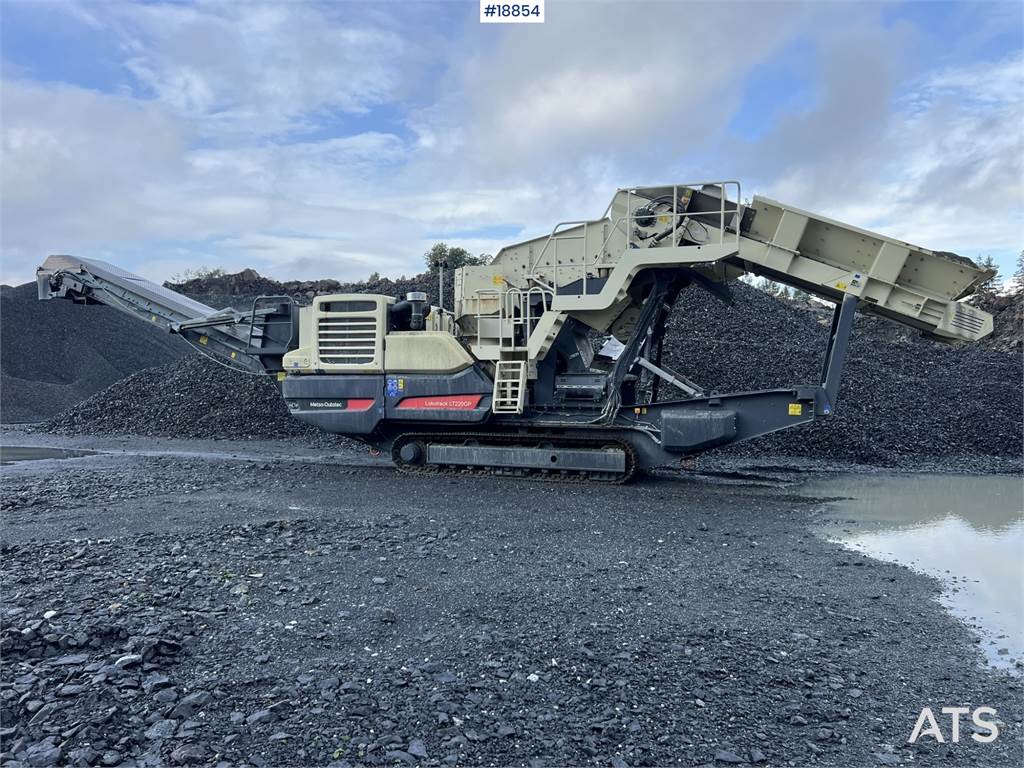 Metso LokoTrack LT 220GP Crusher