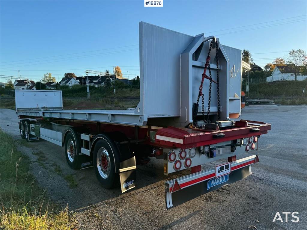 Närko container trailer w/ two flakes