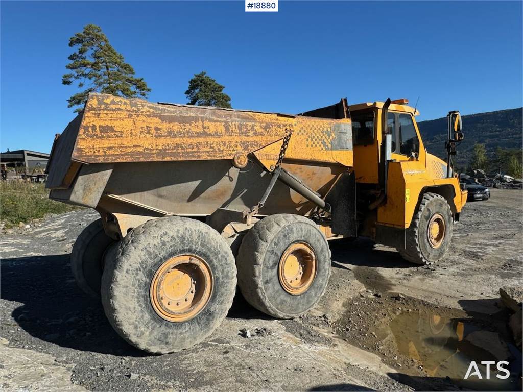 Moxy MT31 Dump Truck