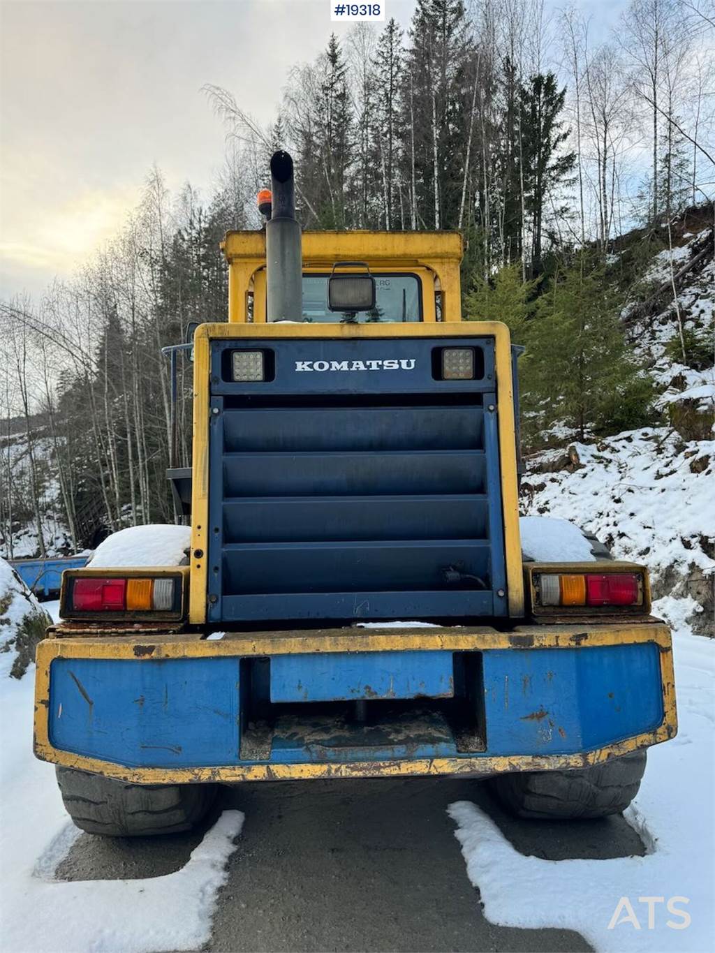 Komatsu WA380 Wheel Loader w/ Bucket WATCH VIDEO