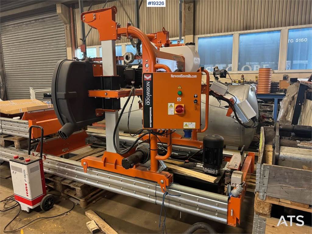 Norwood YE21 mono saw