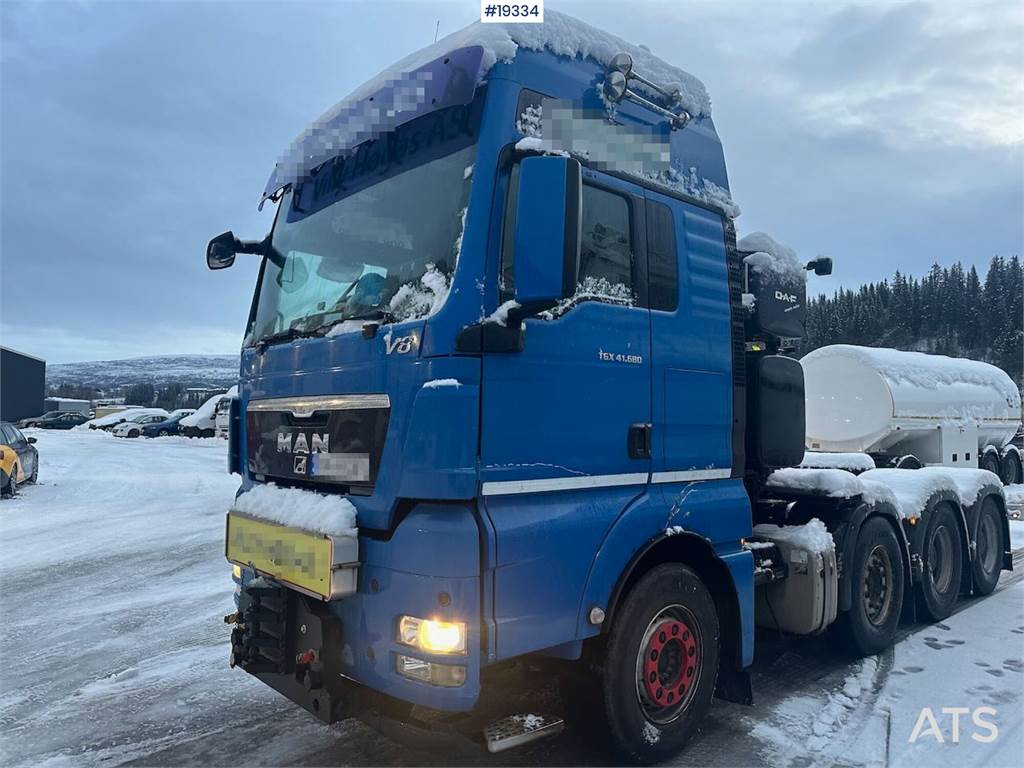 MAN TGX 41.680 8x4 heavy duty truck w/ low km! WATCH V