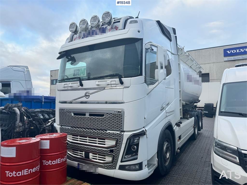 Volvo FH650 6x2 Chassis!