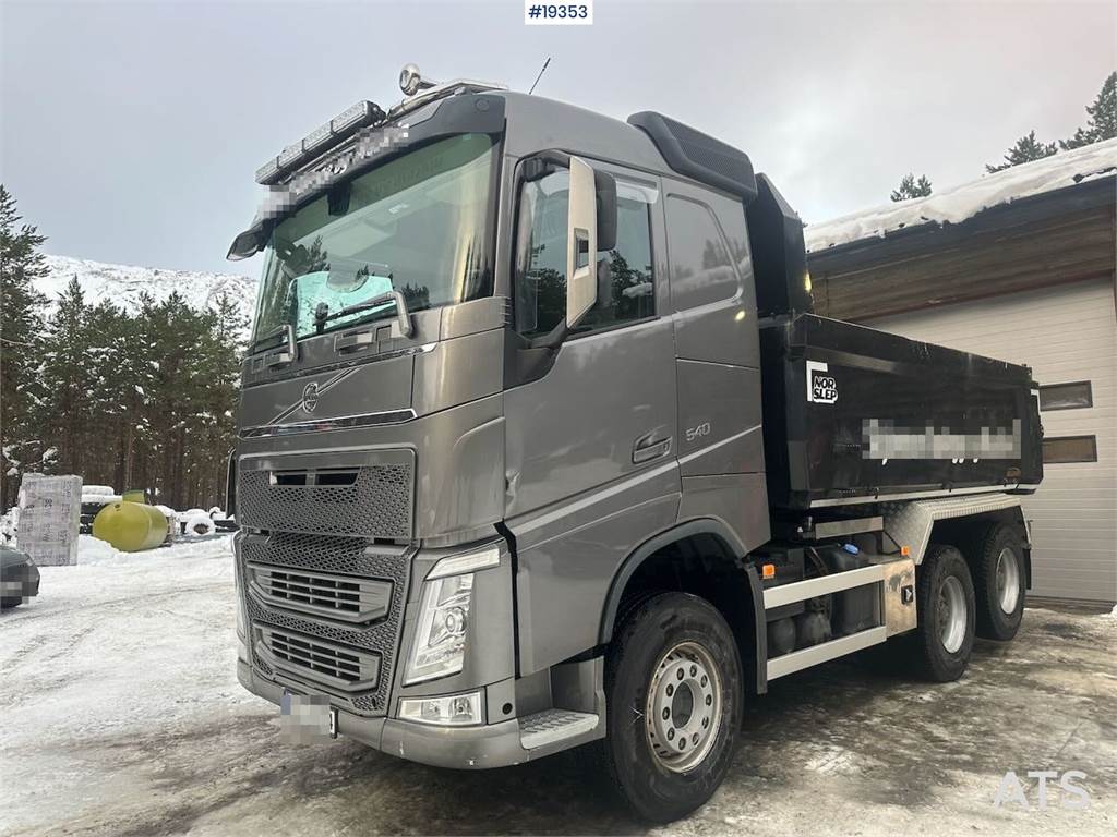 Volvo FH 540 6x4 tipper truck w/ 2011 Nor-Slep triple tr