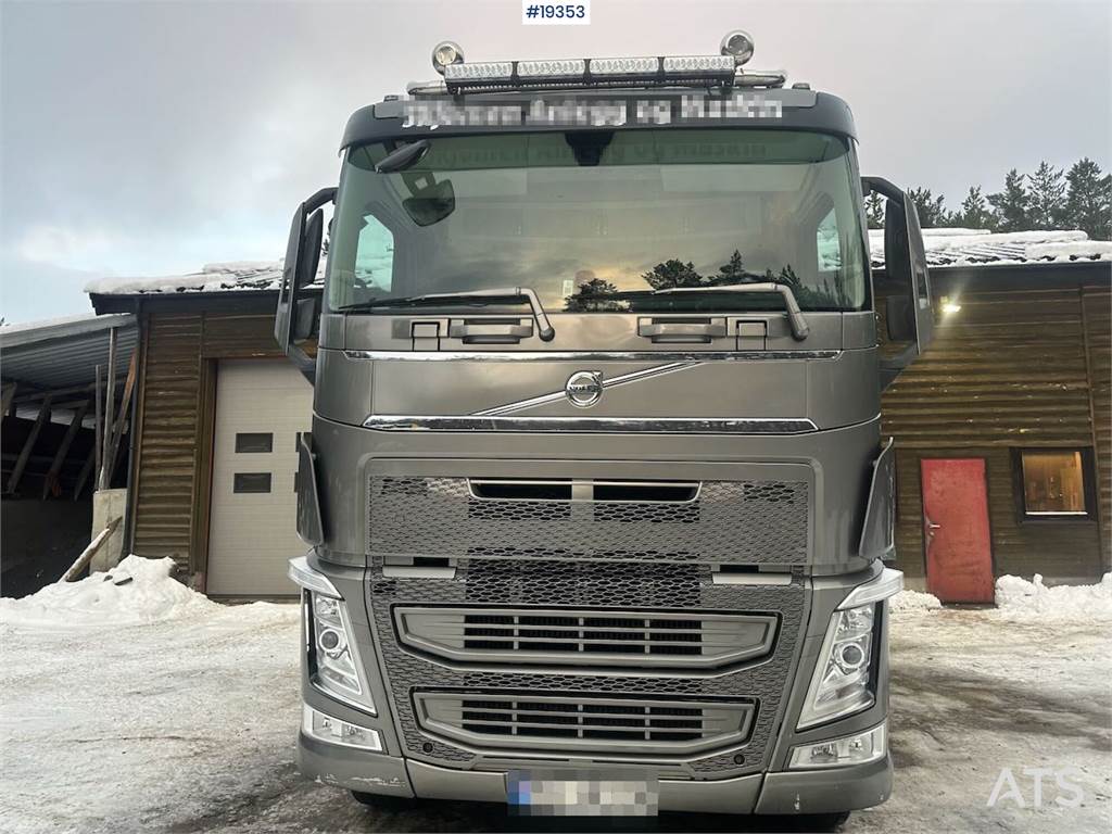 Volvo FH 540 6x4 tipper truck w/ 2011 Nor-Slep triple tr