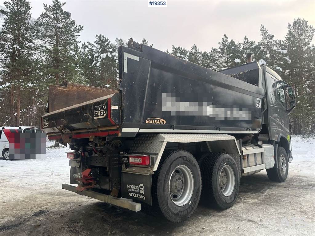 Volvo FH 540 6x4 tipper truck w/ 2011 Nor-Slep triple tr