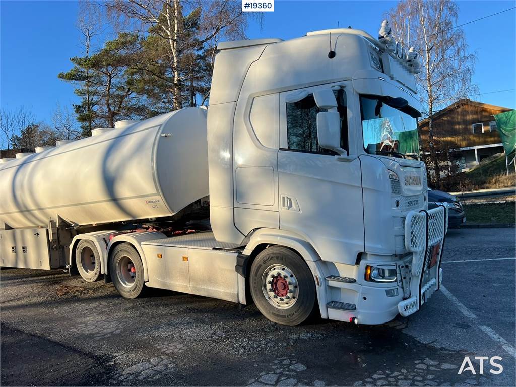 Scania S560 6x2 w/ ADR approval and hydraulics WATCH VIDE