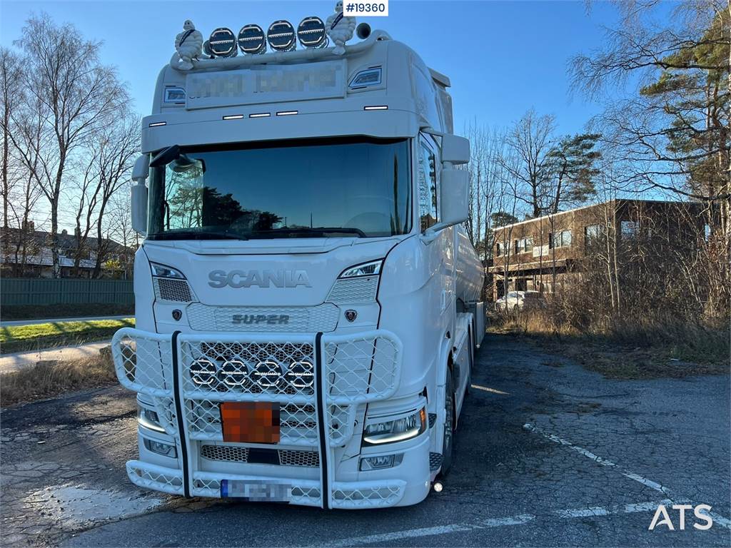 Scania S560 6x2 w/ ADR approval and hydraulics WATCH VIDE