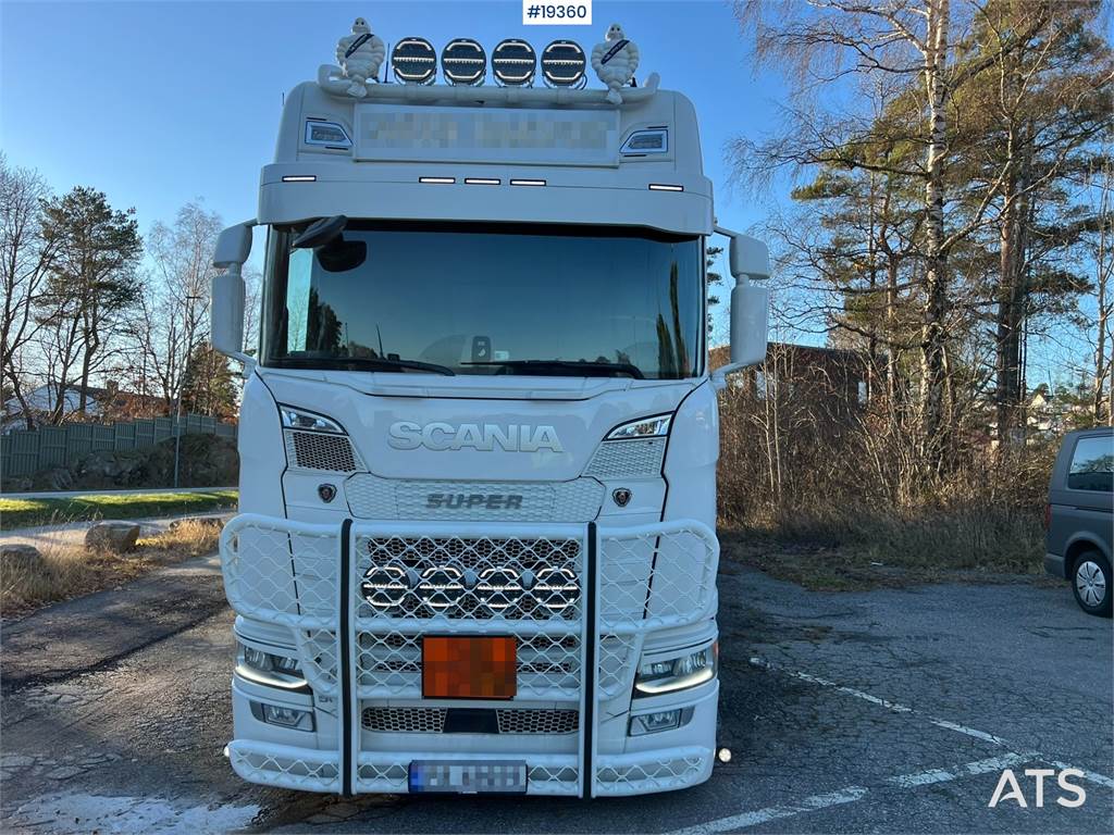 Scania S560 6x2 w/ ADR approval and hydraulics WATCH VIDE