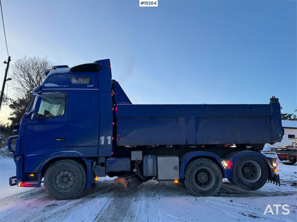 Volvo FH16 plow rigged tipper truck w/ underlying grader