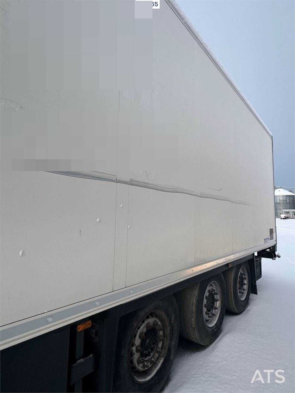 Schmitz Cargobull Closed semi-trailer w/ refrigerator/freezer unit