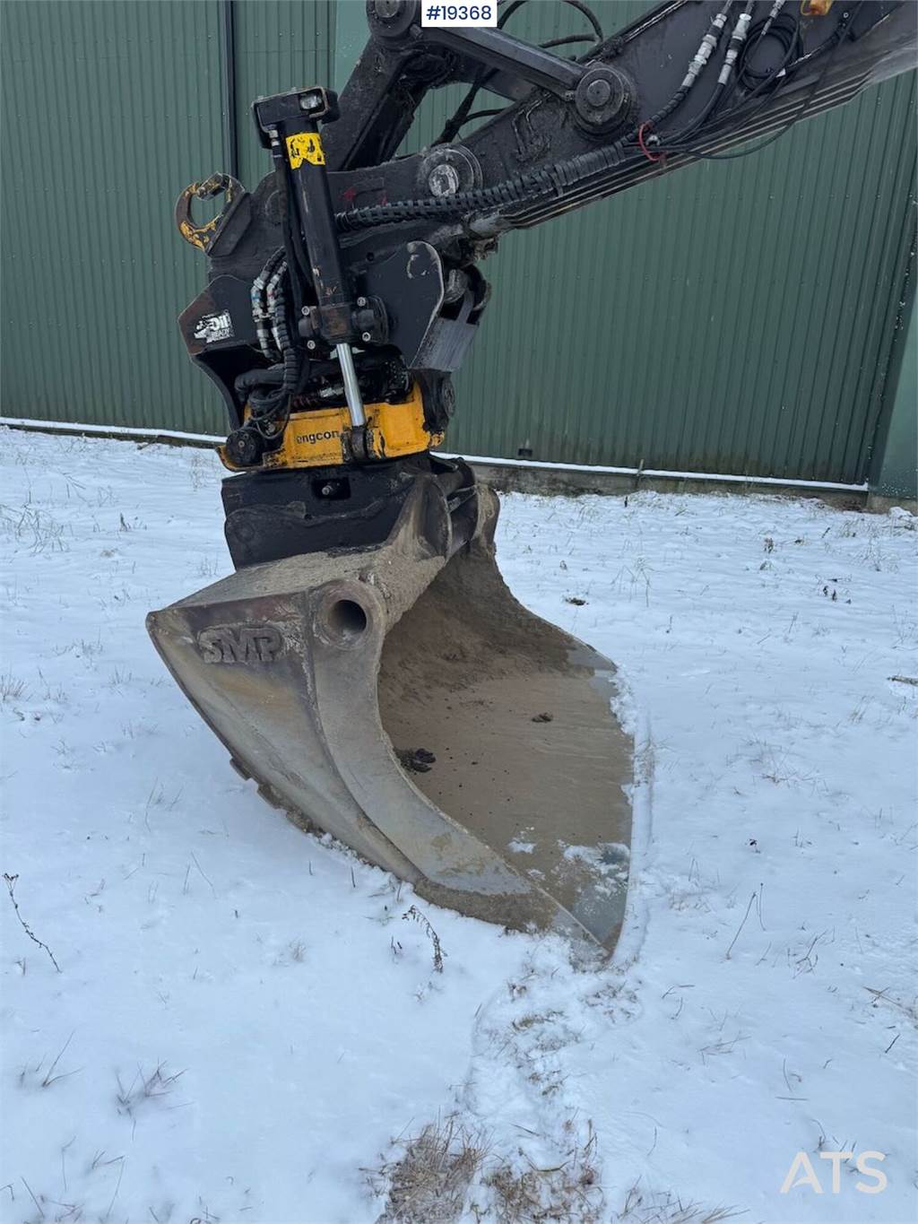 Volvo EC220 EL Crawler excavator w/ GPS, tilt and 2 buck