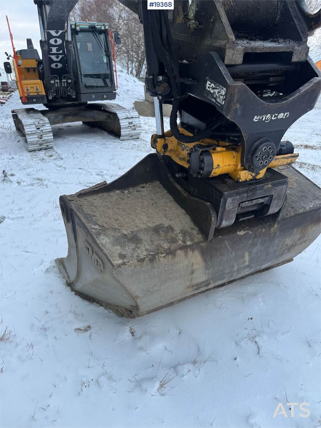 Volvo EC220 EL Crawler excavator w/ GPS, tilt and 2 buck