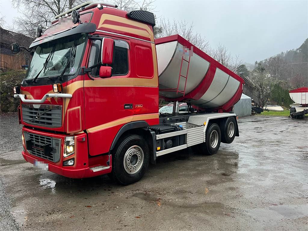 Volvo FH16 6x2 asphalt truck w/ hydraulic canopy and 2-p