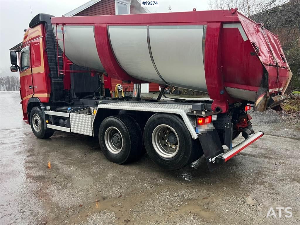 Volvo FH16 6x2 asphalt truck w/ hydraulic canopy and 2-p