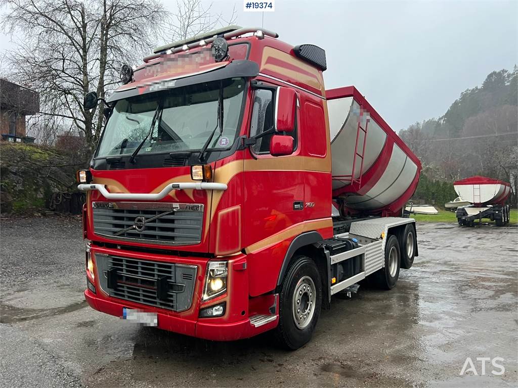 Volvo FH16 6x2 asphalt truck w/ hydraulic canopy and 2-p