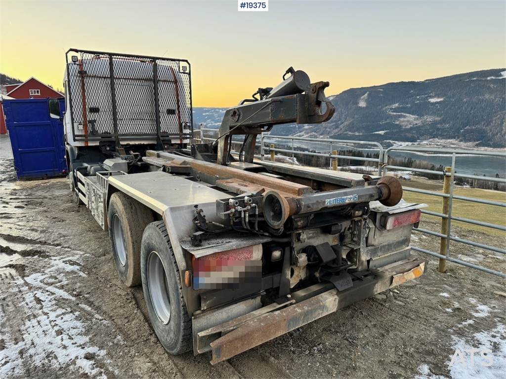 Scania P124 Hook truck.