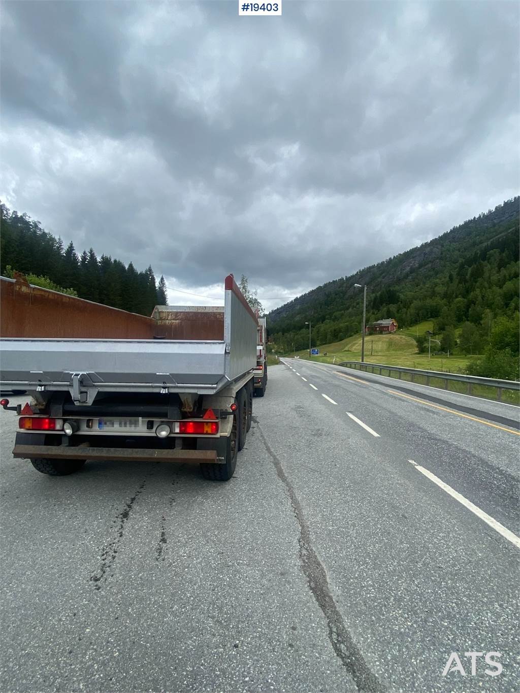 Volvo FH540 8x4 Tipper Truck w/2006 Maur Triple Trailer