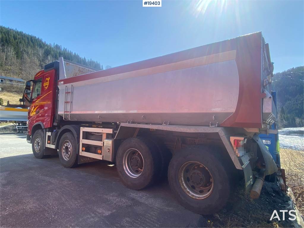 Volvo FH540 8x4 Tipper Truck w/2006 Maur Triple Trailer