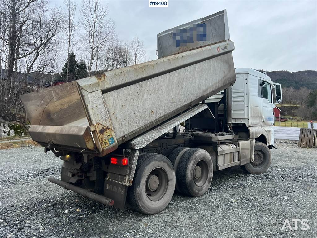 MAN TGX 6x4 Plow rigged tipper truck