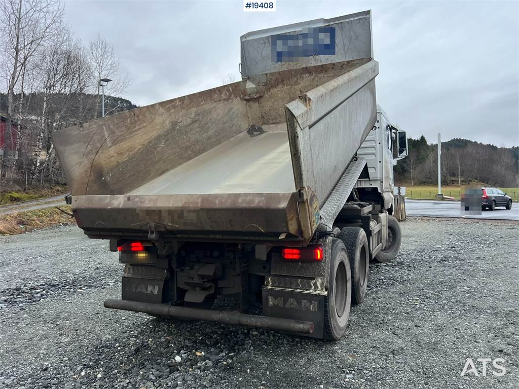 MAN TGX 6x4 Plow rigged tipper truck